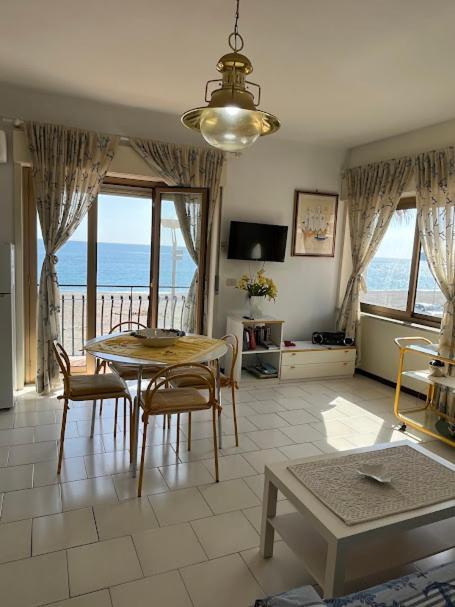 Apartmán Casa Del Sole Letojanni Exteriér fotografie